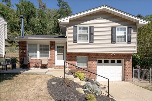 10 Willow Ln, Pittsburgh, PA, 15212-1420 | Card Image
