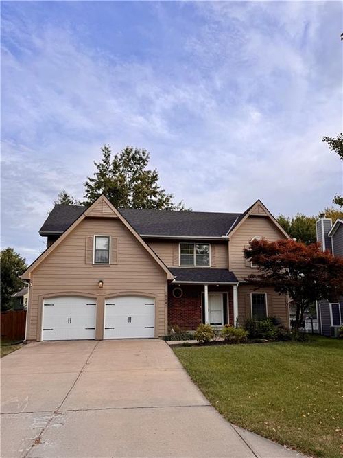 15641 W 83rd Ter, Lenexa, KS, 66219-2709 | Card Image