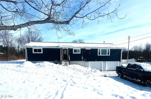 11179 Madison Rd, Huntsburg, OH, 44046-9762 | Card Image