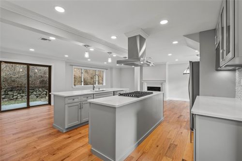 22 Meadowlark Cir, Peekskill, NY, 10566-2551 | Card Image