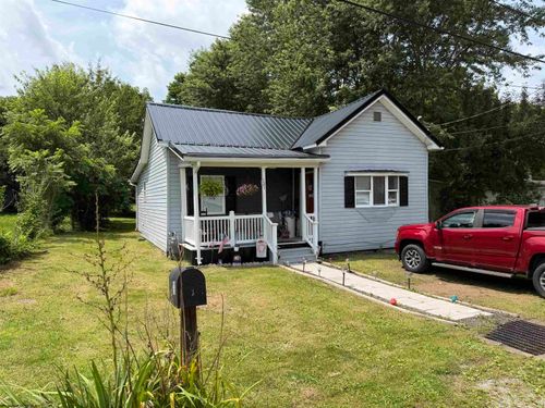 121 Hoff St, Belington, WV, 26250-9318 | Card Image