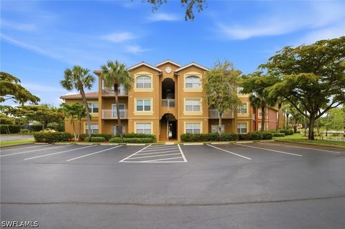 113-15605 Ocean Walk Cir, FORT MYERS, FL, 33908-1349 | Card Image