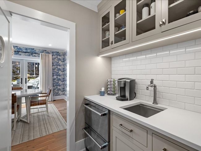 572 Jerusalem Rd, House other with 4 bedrooms, 3 bathrooms and 6 parking in Cohasset MA | Image 11