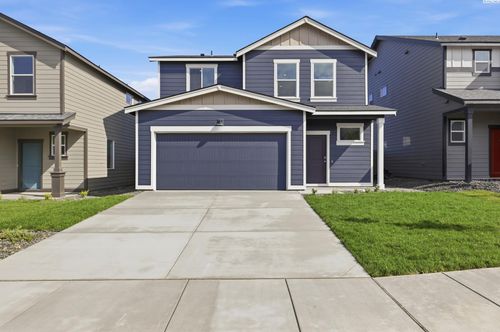 6421 Polar Dr, Pasco, WA, 99301-6916 | Card Image