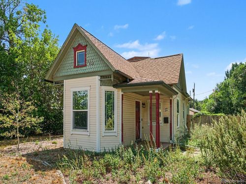 11 17th Ave, Longmont, CO, 80501 | Card Image