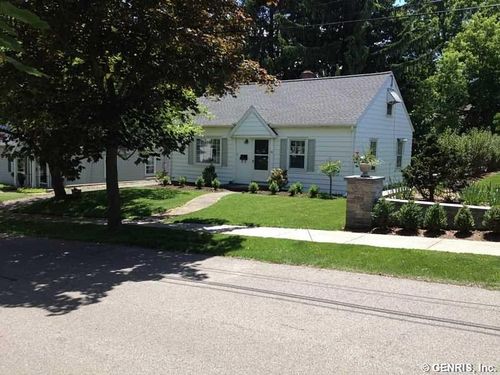 15 Maple St, Pittsford, NY, 14534-2015 | Card Image