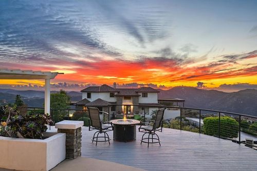 29190 Crystal Ridge Ct, Escondido, CA, 92026 | Card Image