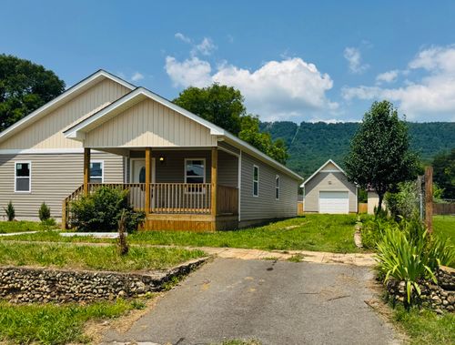 1065 N Main St, Whitwell, TN, 37397-5053 | Card Image