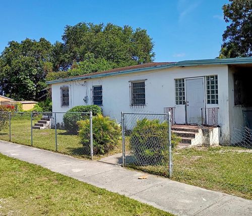 1580 Nw 77th Ter, Miami, FL, 33147-5760 | Card Image