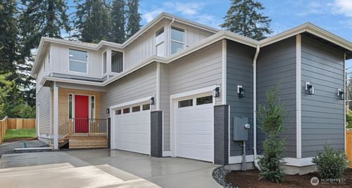 a-10925 6th Ave W, Everett, WA, 98204-3843 | Card Image