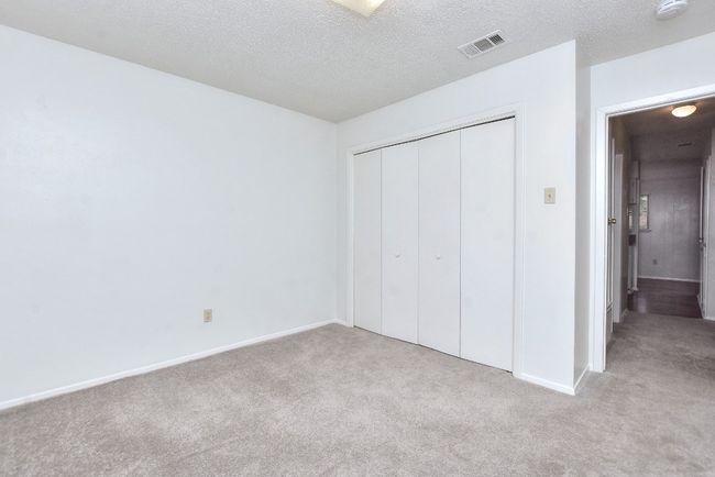 Unit B guest Room #1 | Image 37