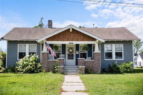 424 W Cedar St, Rogers, AR, 72756-3746 | Card Image