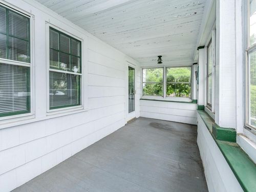 3 3rd St, Glenwood Landing, NY, 11547-3023 | Card Image