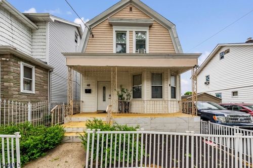 48 39th St, Irvington, NJ, 07111-1248 | Card Image