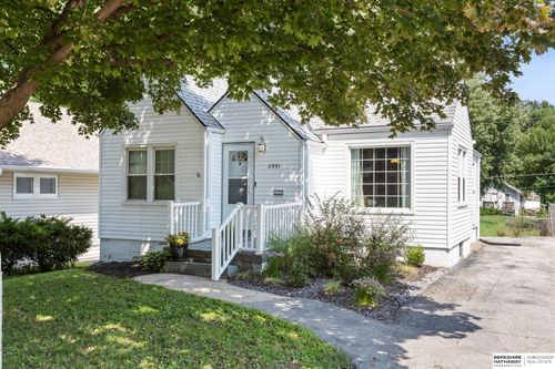 2941 N 49th St, Omaha, NE, 68104-3703 | Card Image