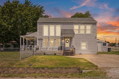 200 Oak St, Skiatook, OK, 74070-1826 | Card Image