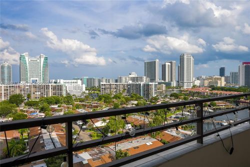 1503-2500 Parkview Dr, Hallandale Beach, FL, 33009-2885 | Card Image