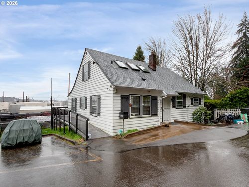 5135 Nw Saint Helens Rd, Portland, OR, 97210 | Card Image