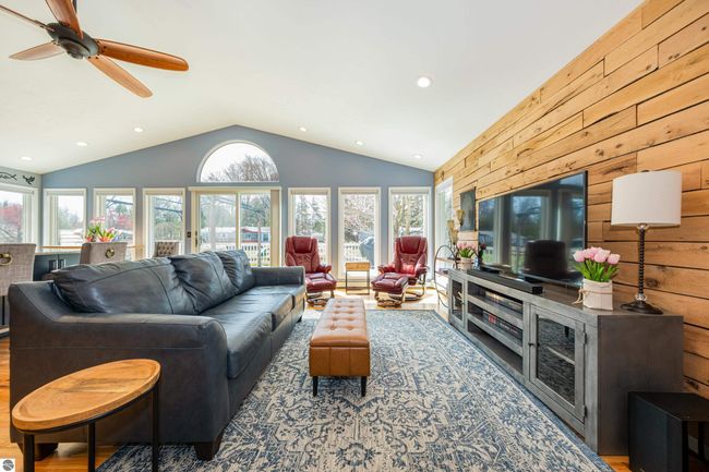 6001 N Silver Pines Dr, House other with 3 bedrooms, 2 bathrooms and null parking in Bellaire MI | Image 45