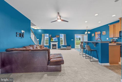 44 Tollerton Trl, FALLING WATERS, WV, 25419-8500 | Card Image