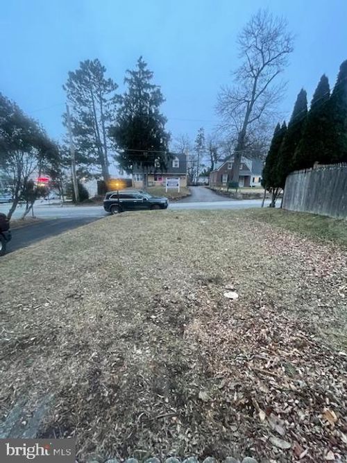 113 Crockett Rd, KING OF PRUSSIA, PA, 19406-3013 | Card Image