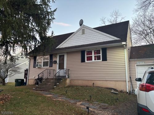 52 Hawthorne Dr, SOMERSET, NJ, 08873-2170 | Card Image