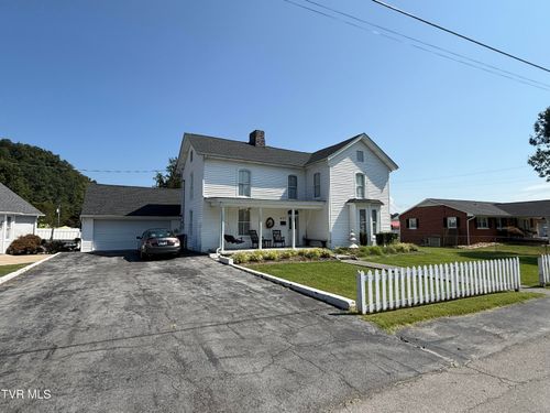 451 Race St, Elizabethton, TN, 37643-2107 | Card Image