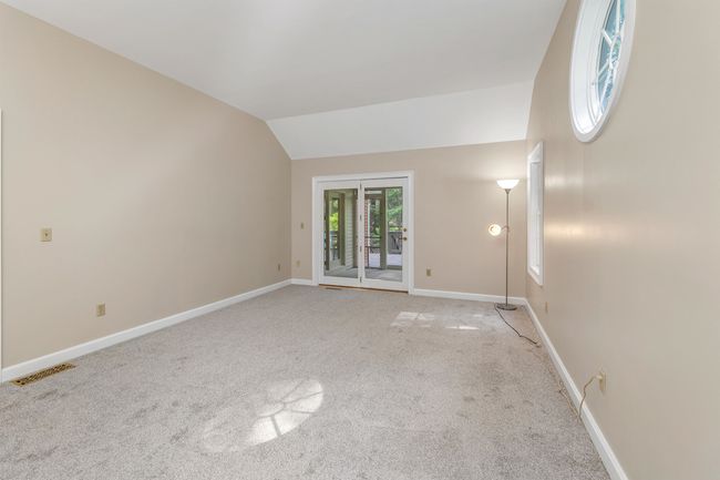 9 Peninsula Dr, Condo with 2 bedrooms, 3 bathrooms and null parking in Stratham NH | Image 24