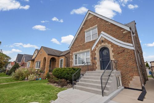 5922 Karlov Ave, Chicago, IL, 60629-4956 | Card Image
