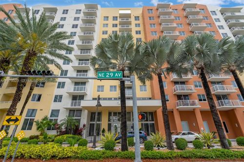 lp1022-18800 Ne 29th Ave, Aventura, FL, 33180-2822 | Card Image