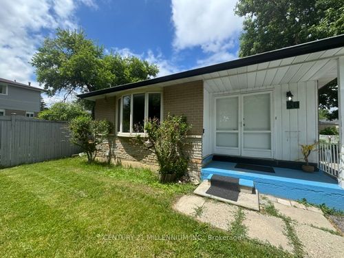 upper-30 Kenilworth Rd, Brampton, ON, L6V2B1 | Card Image