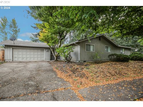 2420 Willona Dr, Eugene, OR, 97408-4723 | Card Image