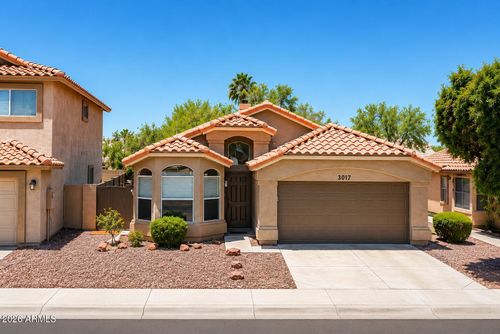 3017 E Woodland Dr, Phoenix, AZ, 85048-7765 | Card Image