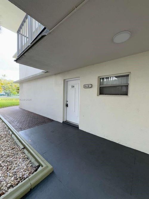 apt-104-4235 N University Dr, Sunrise, FL, 33351-6216 | Card Image