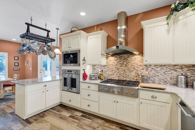 887 Bear Creek Trl, House other with 3 bedrooms, 2 bathrooms and null parking in Victor MT | Image 30