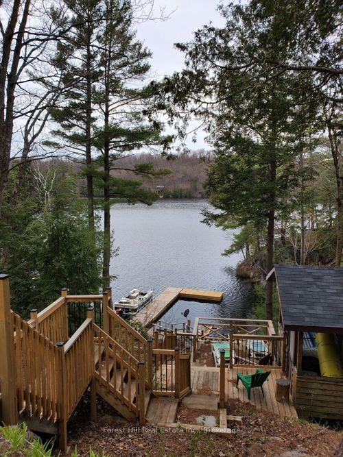 7 Bear Lane, Seguin, ON, P2A2W8 | Card Image