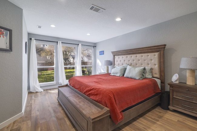 Master Bedroom | Image 13
