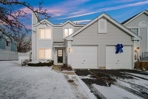 369 Gregory St, Aurora, IL, 60504-2041 | Card Image