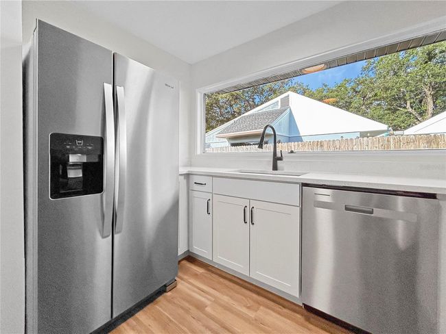 5136 Cedar Hammock Dr, House other with 2 bedrooms, 2 bathrooms and null parking in SARASOTA FL | Image 7