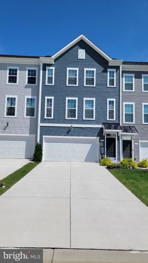 39 Stafford Place, FALLING WATERS, WV, 25419 | Card Image
