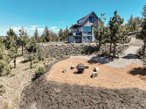 15900 Se Winchester Loop, Prineville, OR, 97754-9447 | Card Image