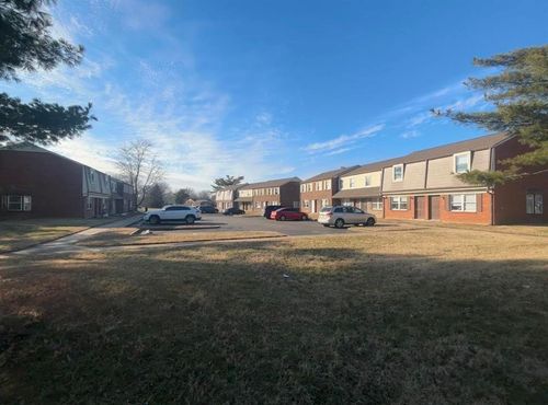 2916 Veach Road, Owensboro, KY, 42303 | Card Image