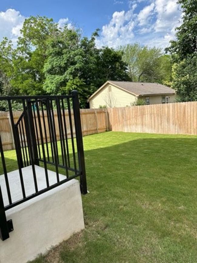 45 Trinity Cir, House other with 3 bedrooms, 3 bathrooms and null parking in Lockhart TX | Image 26