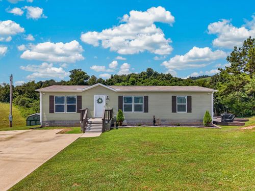 145 Perkey Rd, Tazewell, TN, 37879-3850 | Card Image
