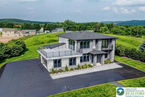 1160 Dayne Dr, Lehighton, PA, 18235-5223 | Card Image