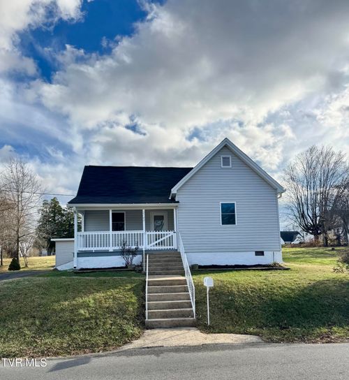 2140 Randolph St, Bristol, VA, 24201-3254 | Card Image