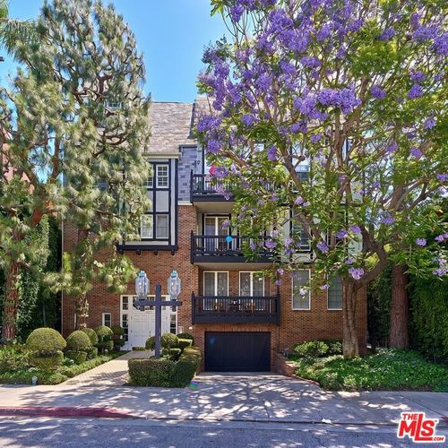 102-420 S Barrington Avenue, Los Angeles, CA, 90049 | Card Image