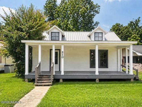 210 5th St, Abbeville, LA, 70510-6646 | Card Image