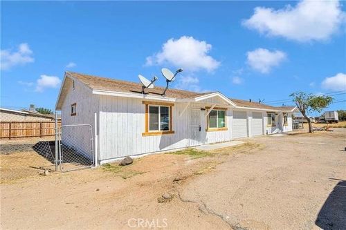 18254 Madrone St, Adelanto, CA, 92301-8805 | Card Image