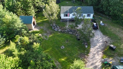 1058 Pleasant St, Blue Hill, ME, 04614-5623 | Card Image